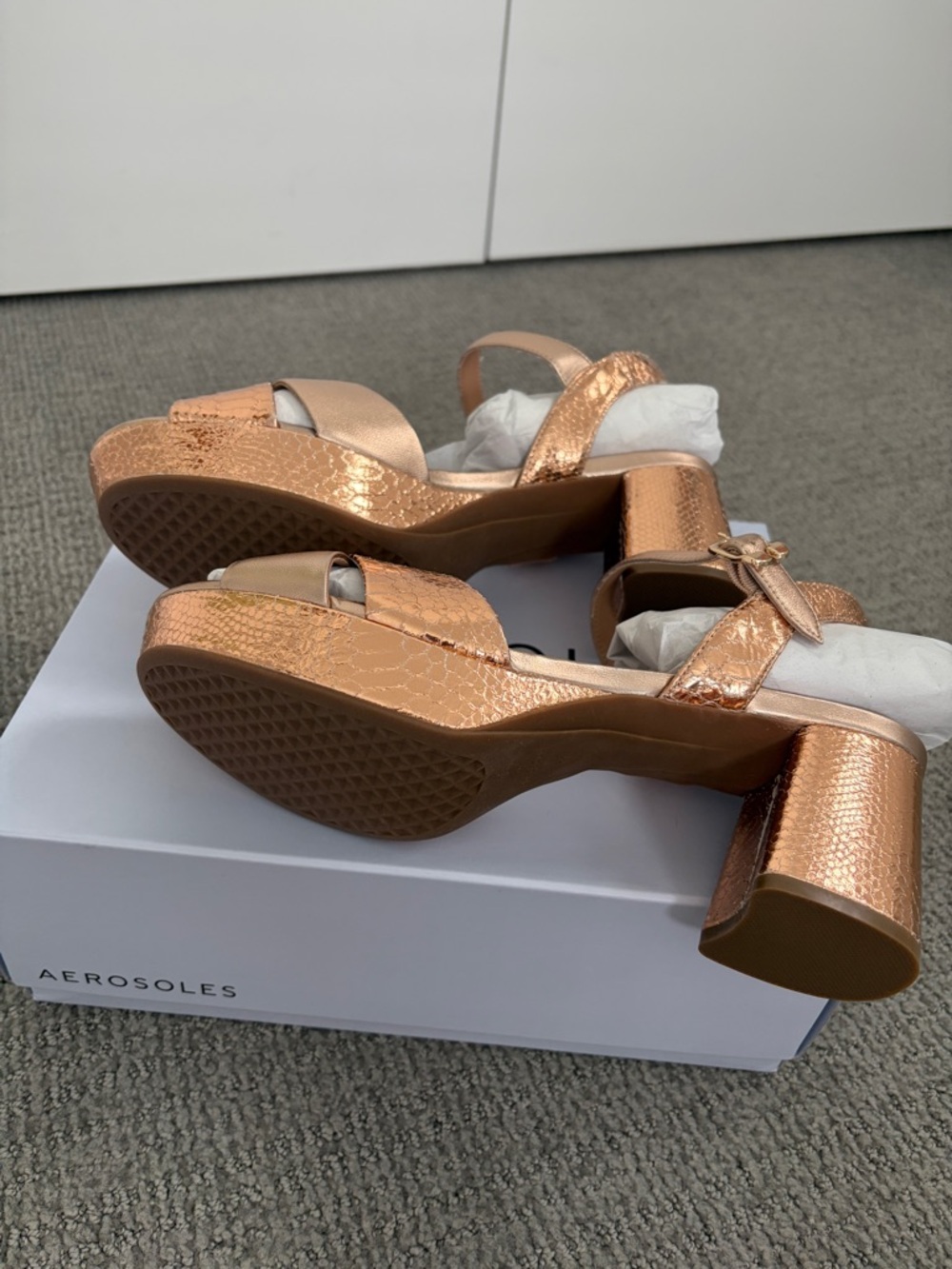 Aerosoles - COSMOS - Rose Gold Platform Heels - Size 11 - Picture 4 of 8